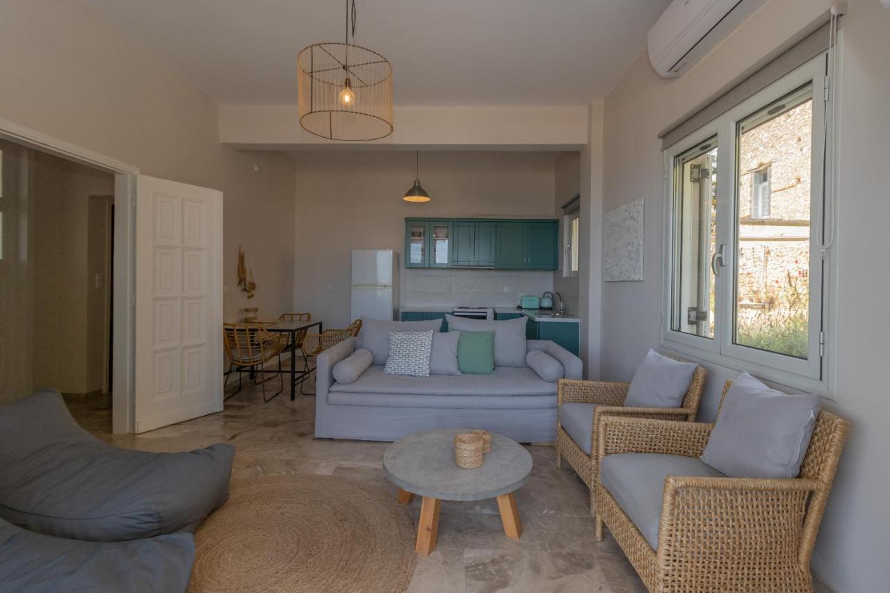 Phaos I Apartment Kyparissia Luaran gambar
